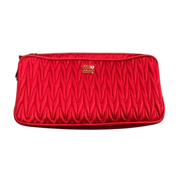 Miu Miu Red Makeup Matelasse Pouch - Picture 1 of 6